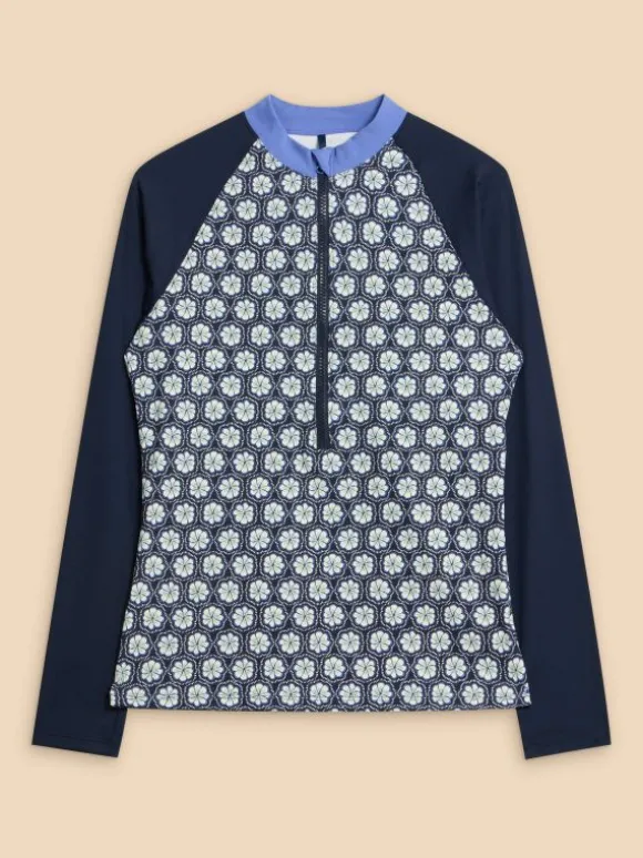 bay_rash_printed_vest_in__3.webp Bay Rash Printed Vest in NAVY MULTI