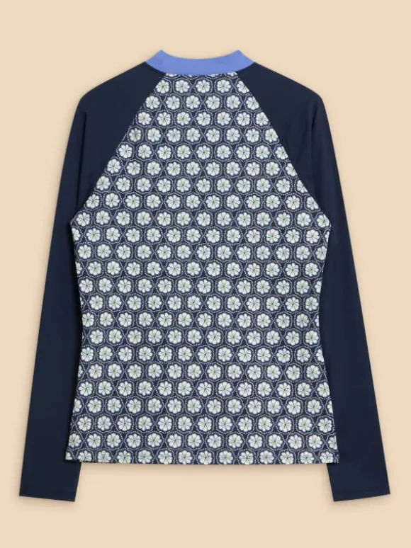 bay_rash_printed_vest_in__5.webp Bay Rash Printed Vest in NAVY MULTI