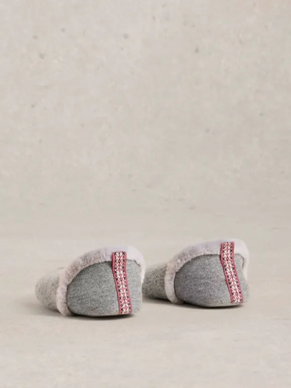 closed_back_reya_slipper__3.webp Closed Back Reya Slipper in MID GREY