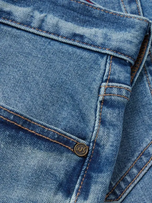 eastwood_straight_jean_in_5-3.webp Eastwood Straight Jean in LIGHT DENIM