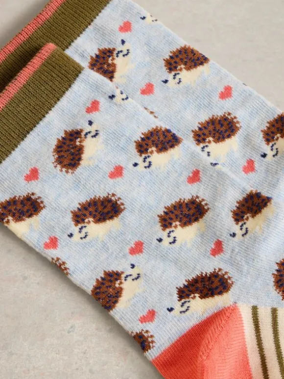 Hedgehog Ankle Socks in LIGHT BLUE