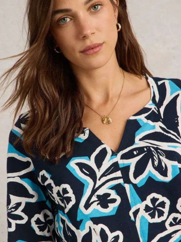 NELLY HALF SLEEVE TEE in NAVY PRINT