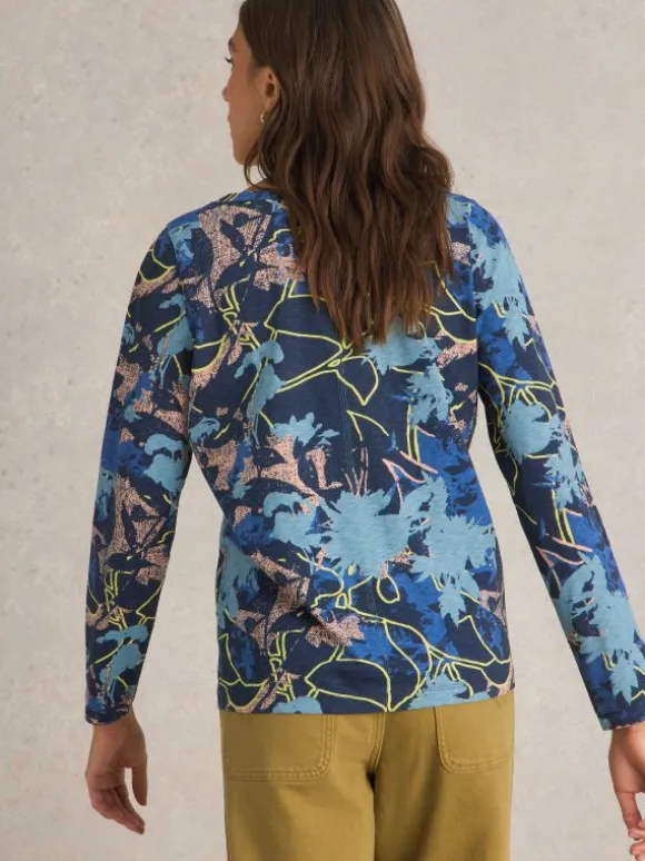 nelly_neck_tee_in_navy_mu_2.webp NELLY NECK TEE in NAVY MULTI