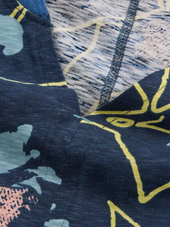 nelly_neck_tee_in_navy_mu_5.webp NELLY NECK TEE in NAVY MULTI