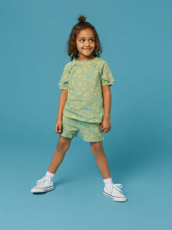 Printed Woven Short in GREEN MULTI